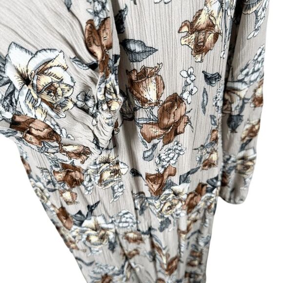 Natural Life Amelia Maxi Dress V-neck Gray Rose floral Crinkle Boho Size L NWT - Picture 8 of 11